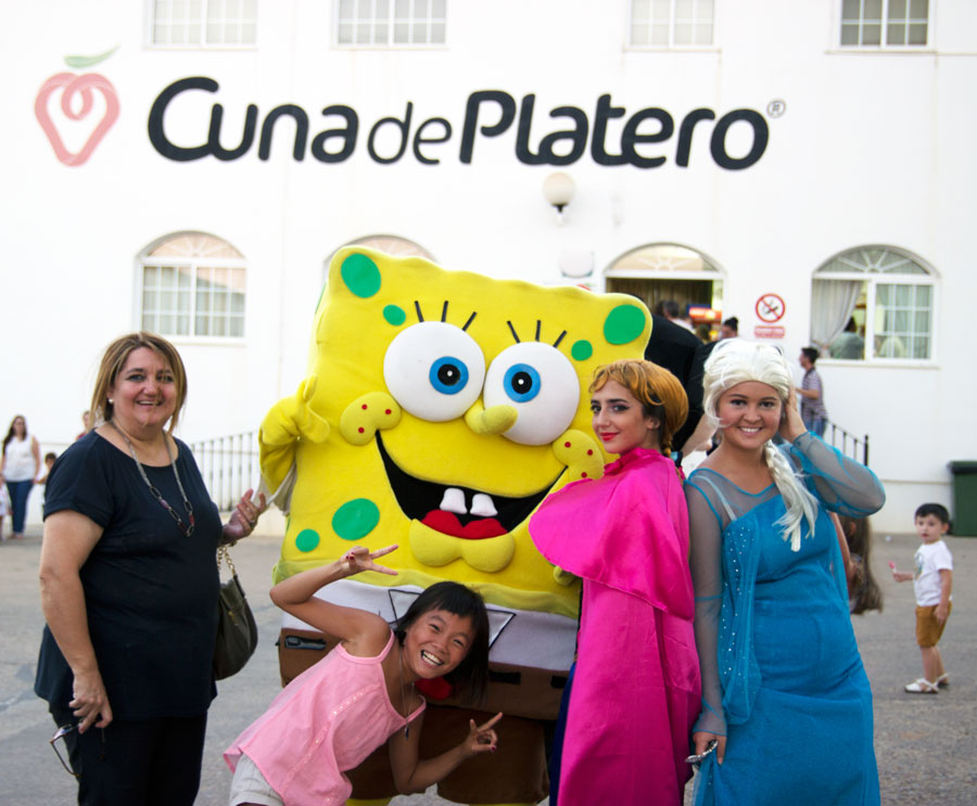 Cuna de Platero celebra una jornada de convivencia con más de 150 niños de socios y trabajadores