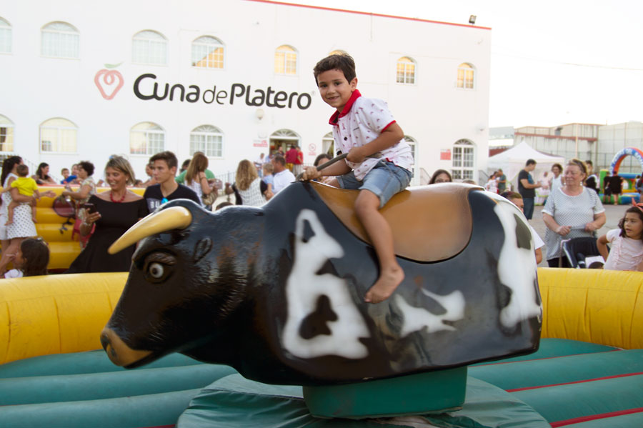 Cuna de Platero celebra una jornada de convivencia con más de 150 niños de socios y trabajadores