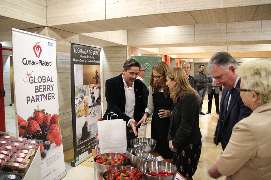 Los frutos rojos de Cuna de Platero protagonizan la demostración culinaria de la II jornada de salud ‘Activando Huelva’