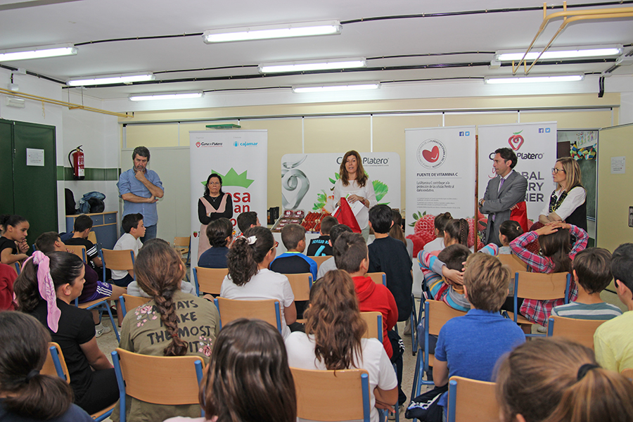 Cuna de Platero clausura la IV edición de “Fresayunando” con la participación de 2.500 niños