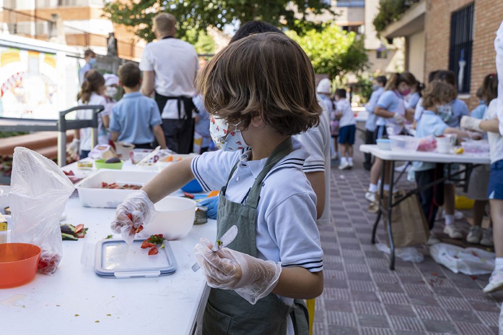 Las fresas de Cuna de Platero inspiran a estudiantes para elaborar un plato propio de Masterchef Junior